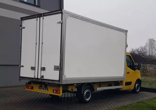 RENAULT MASTER KONTENER 8EP 4,21x2,23x2,22 KLIMA MANUAL KRAJOWY 6-BIEGÓW 