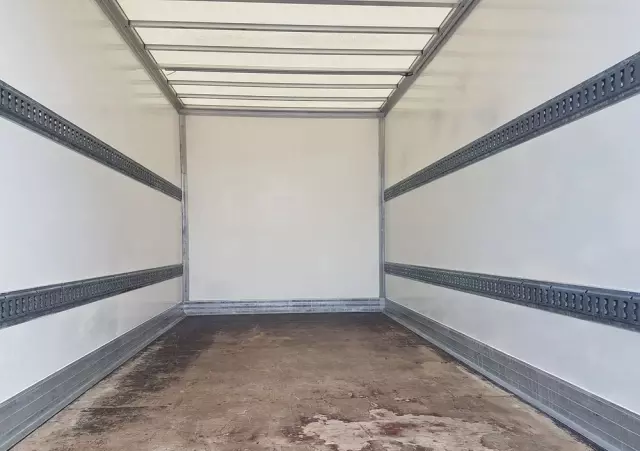 RENAULT MASTER KONTENER 8EP 4,21x2,23x2,22 KLIMA MANUAL KRAJOWY 6-BIEGÓW 