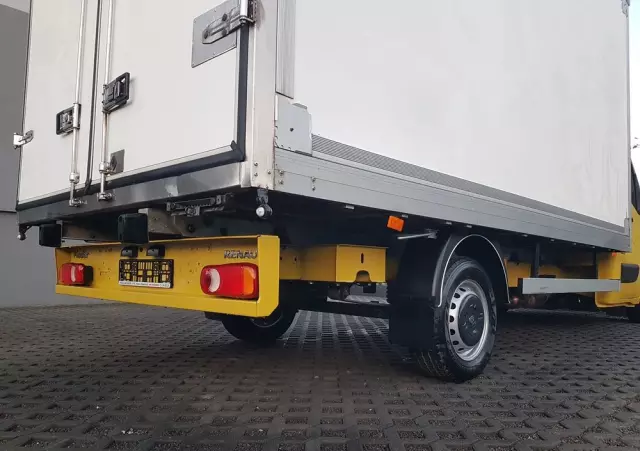 RENAULT MASTER KONTENER 8EP 4,21x2,23x2,22 KLIMA MANUAL KRAJOWY 6-BIEGÓW 