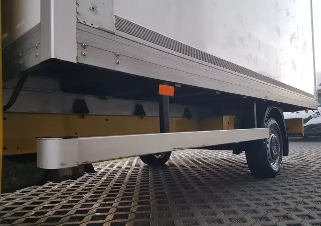 RENAULT MASTER KONTENER 8EP 4,21x2,23x2,22 KLIMA MANUAL KRAJOWY 6-BIEGÓW 