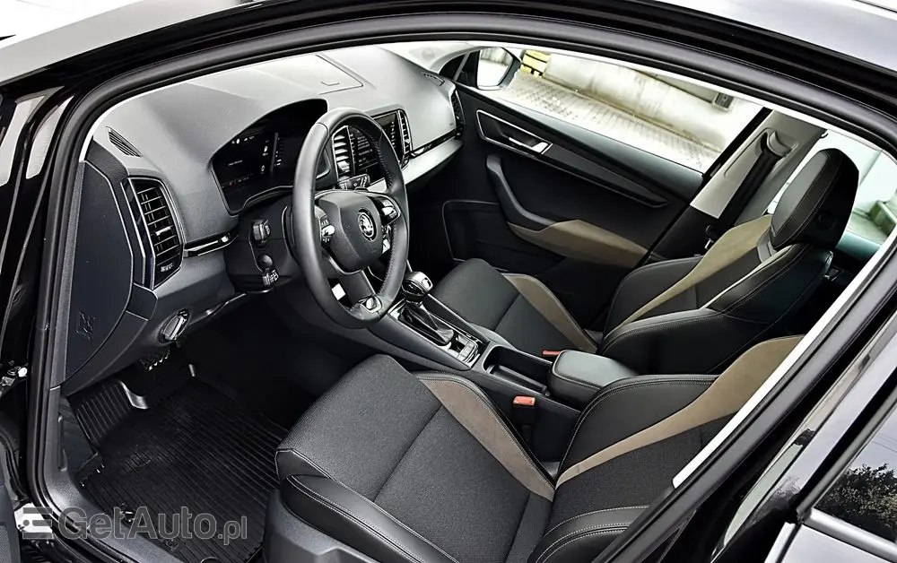 SKODA Karoq 1.5 TSI ACT Selection DSG