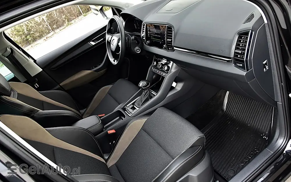 SKODA Karoq 1.5 TSI ACT Selection DSG