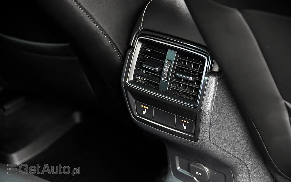 SKODA Karoq 1.5 TSI ACT Selection DSG