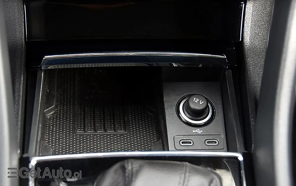 SKODA Karoq 1.5 TSI ACT Selection DSG