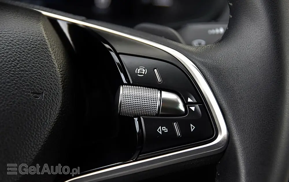 SKODA Karoq 1.5 TSI ACT Selection DSG