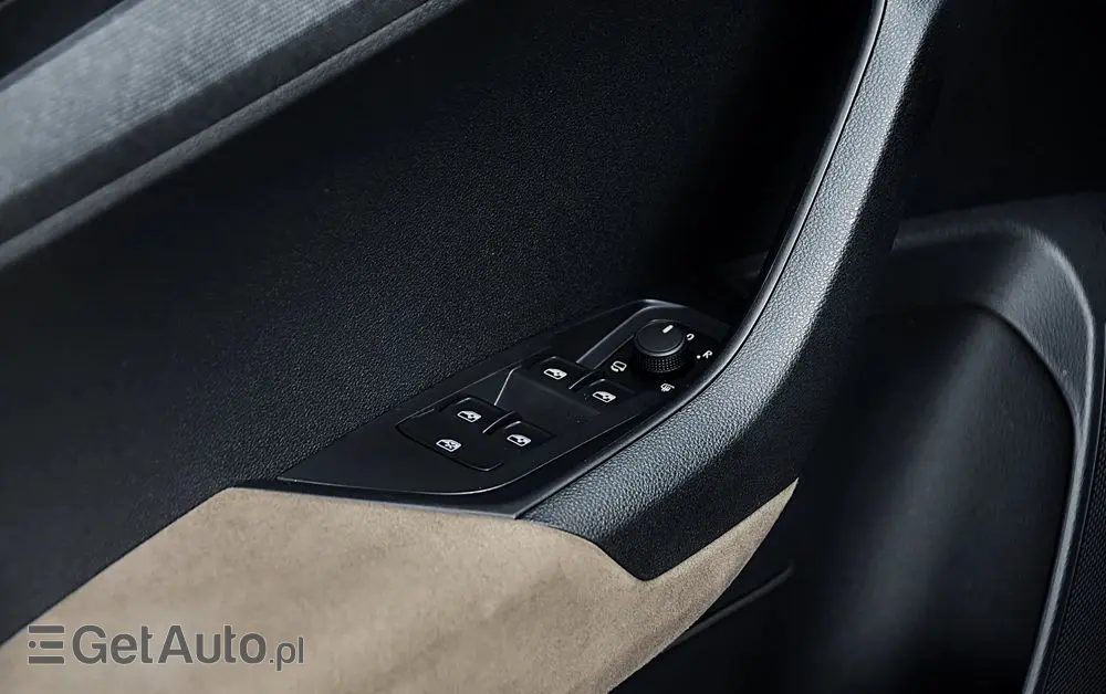 SKODA Karoq 1.5 TSI ACT Selection DSG