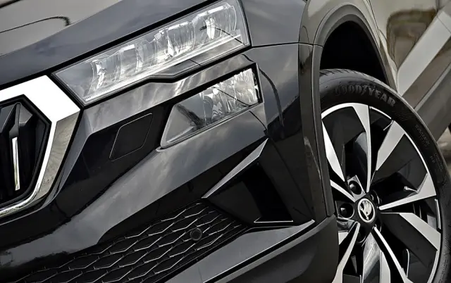 SKODA Karoq 1.5 TSI ACT Selection DSG