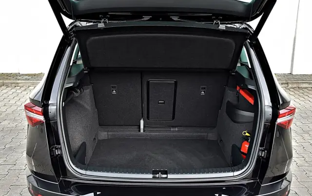 SKODA Karoq 1.5 TSI ACT Selection DSG