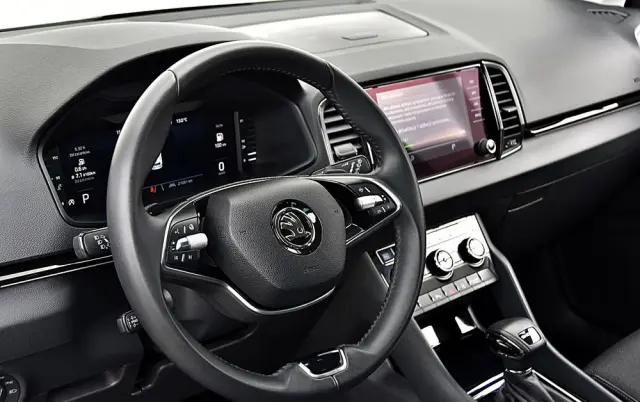 SKODA Karoq 1.5 TSI ACT Selection DSG