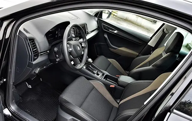 SKODA Karoq 1.5 TSI ACT Selection DSG