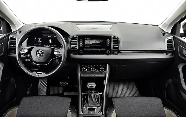 SKODA Karoq 1.5 TSI ACT Selection DSG