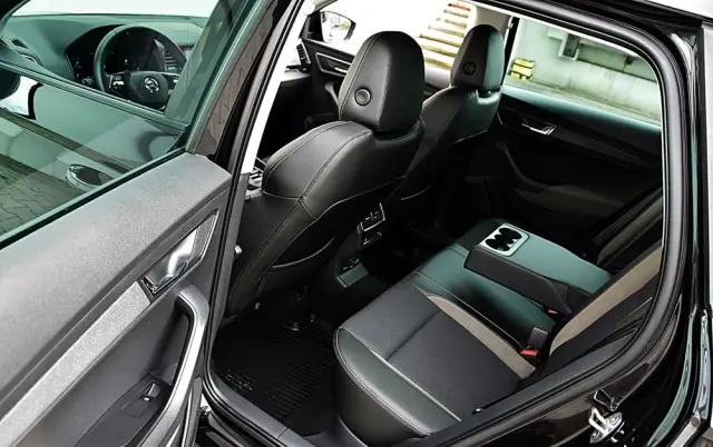 SKODA Karoq 1.5 TSI ACT Selection DSG