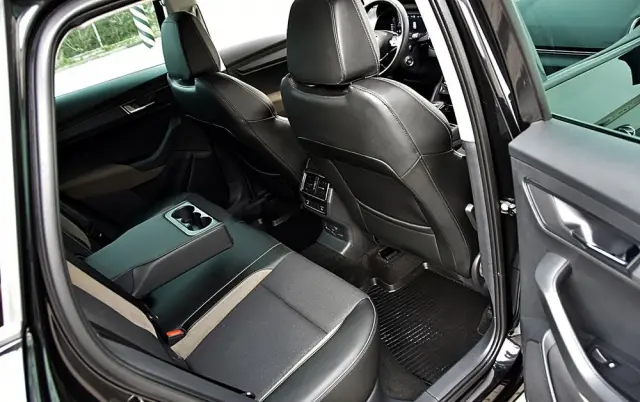 SKODA Karoq 1.5 TSI ACT Selection DSG