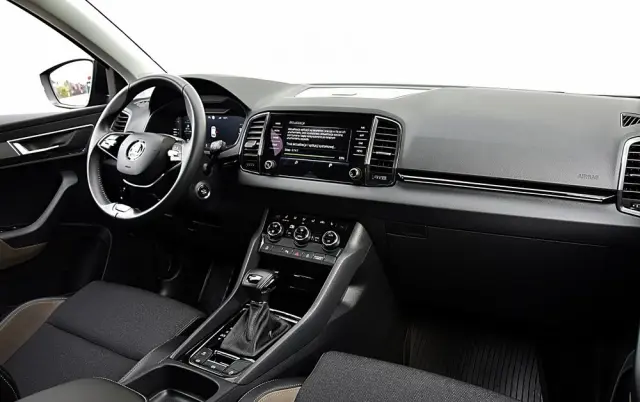 SKODA Karoq 1.5 TSI ACT Selection DSG