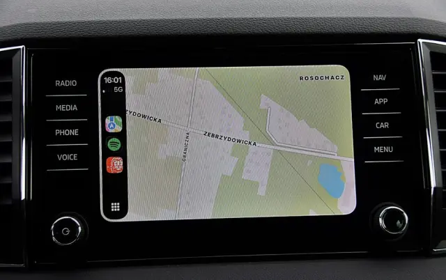 SKODA Karoq 1.5 TSI ACT Selection DSG