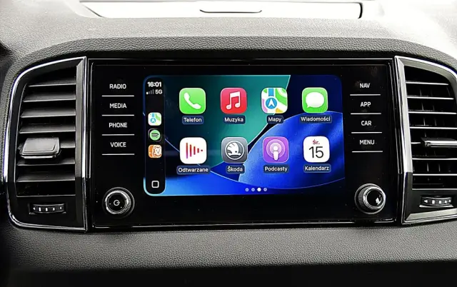 SKODA Karoq 1.5 TSI ACT Selection DSG