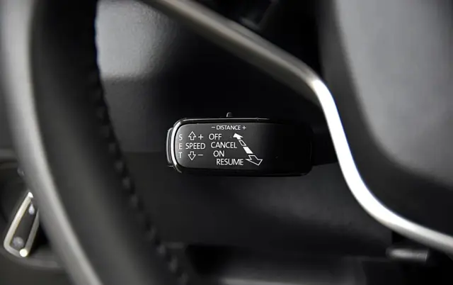 SKODA Karoq 1.5 TSI ACT Selection DSG