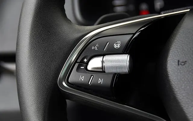 SKODA Karoq 1.5 TSI ACT Selection DSG