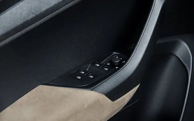 SKODA Karoq 1.5 TSI ACT Selection DSG