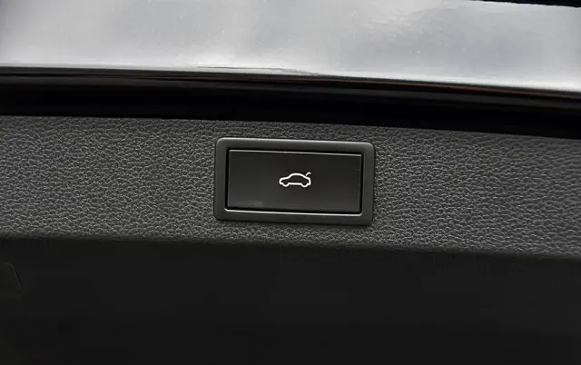 SKODA Karoq 1.5 TSI ACT Selection DSG