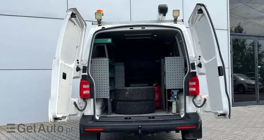 VOLKSWAGEN Transporter 