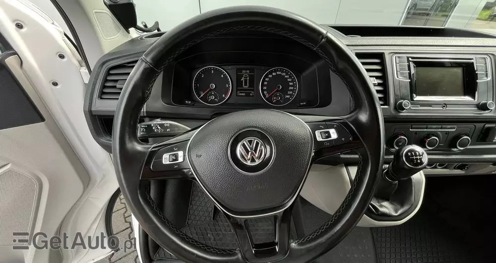 VOLKSWAGEN Transporter 