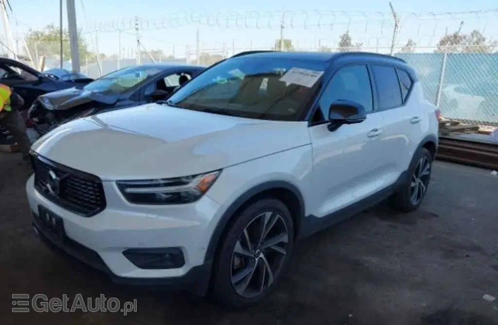 VOLVO Xc 40 