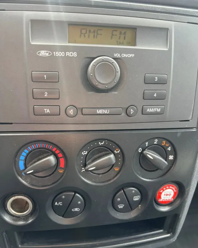 FORD TRANSIT CONNECT 