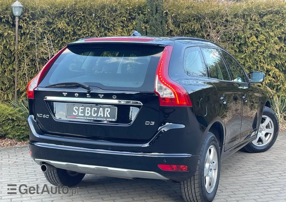 VOLVO XC 60 D3 Momentum