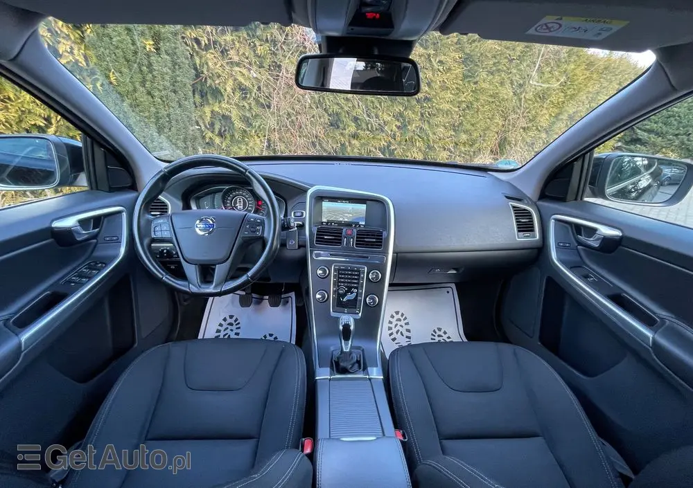 VOLVO XC 60 D3 Momentum