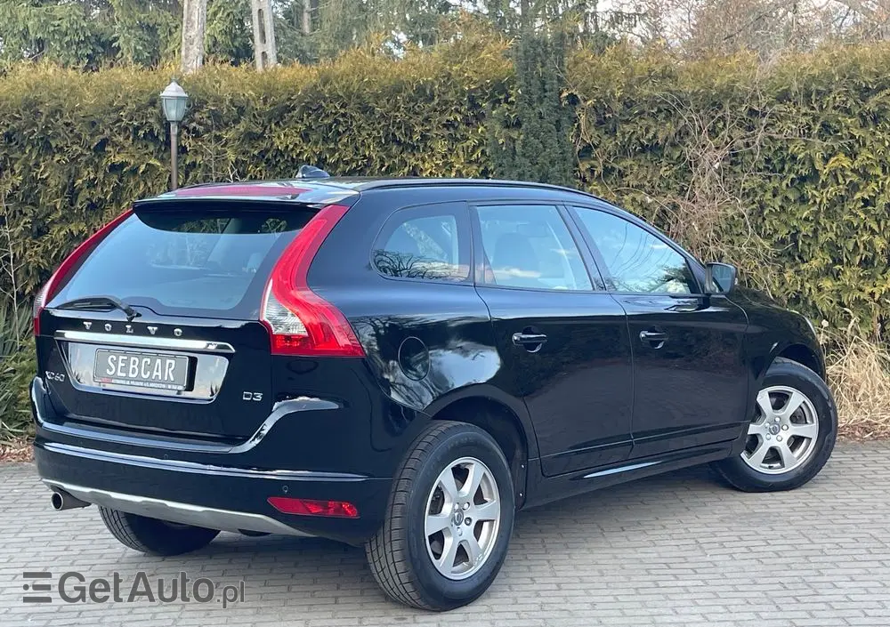 VOLVO XC 60 D3 Momentum