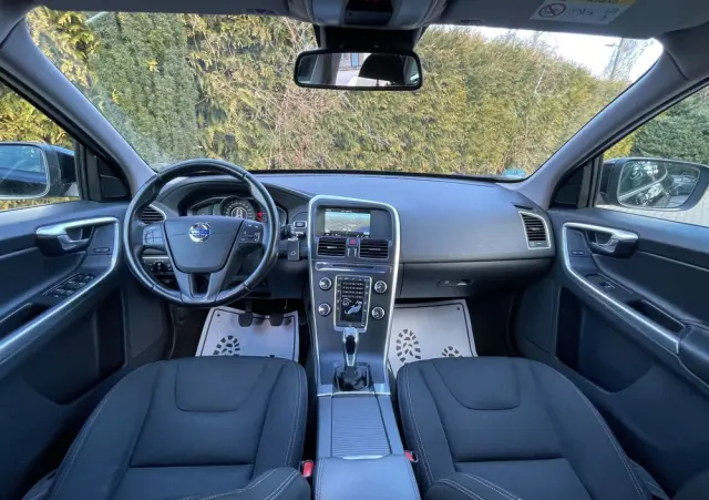 VOLVO XC 60 D3 Momentum