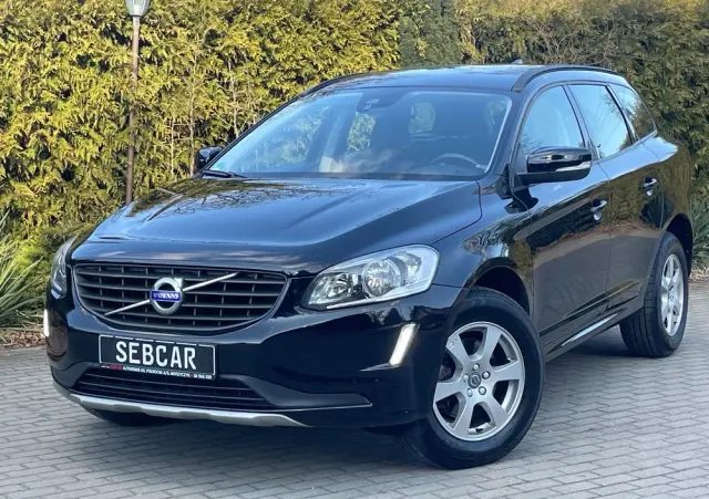 VOLVO XC 60 D3 Momentum