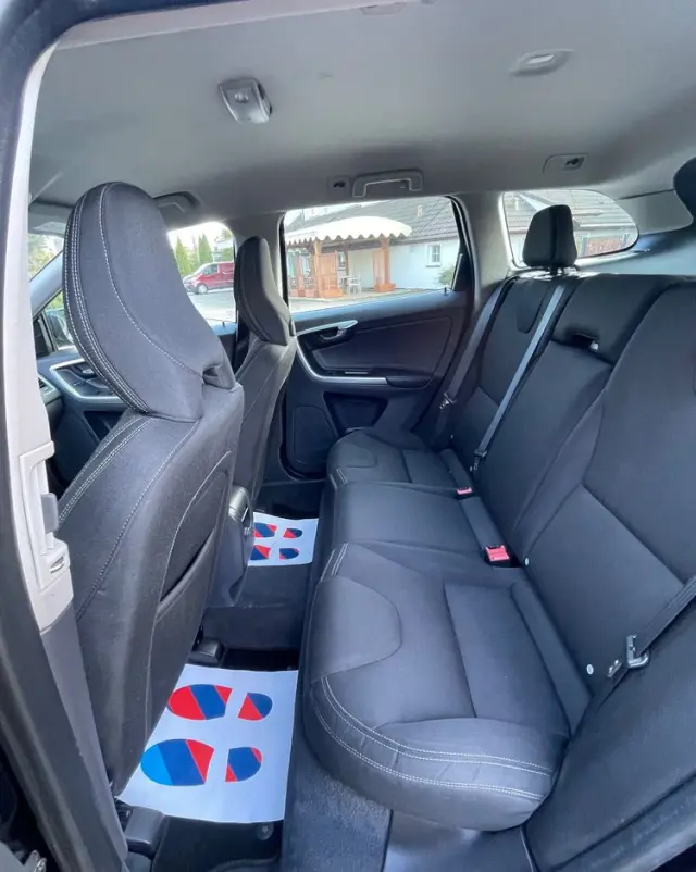 VOLVO XC 60 D3 Momentum