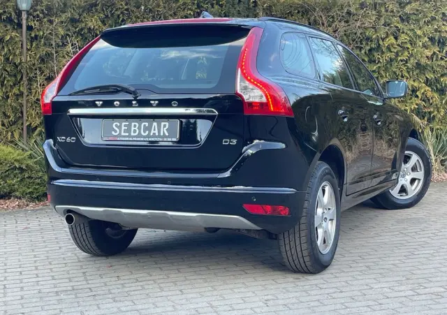 VOLVO XC 60 D3 Momentum