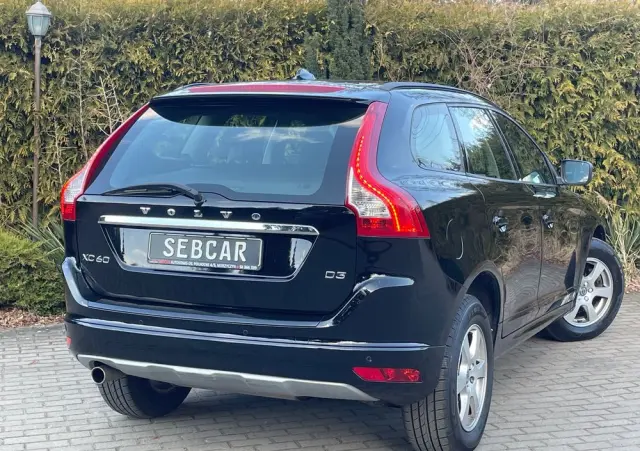 VOLVO XC 60 D3 Momentum