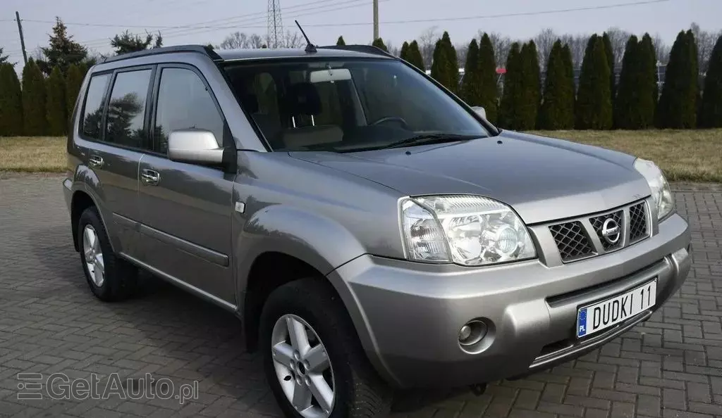 NISSAN X-Trail 