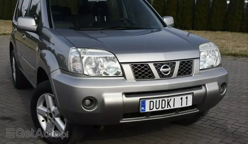 NISSAN X-Trail 