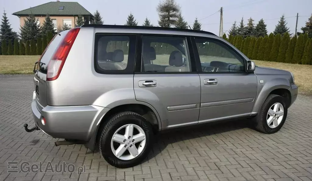 NISSAN X-Trail 
