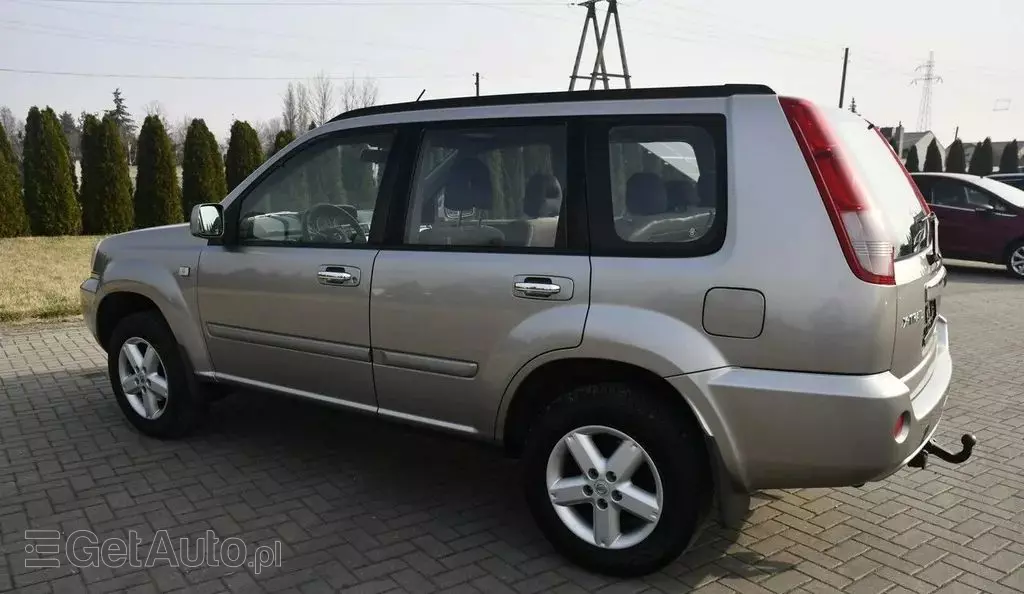 NISSAN X-Trail 