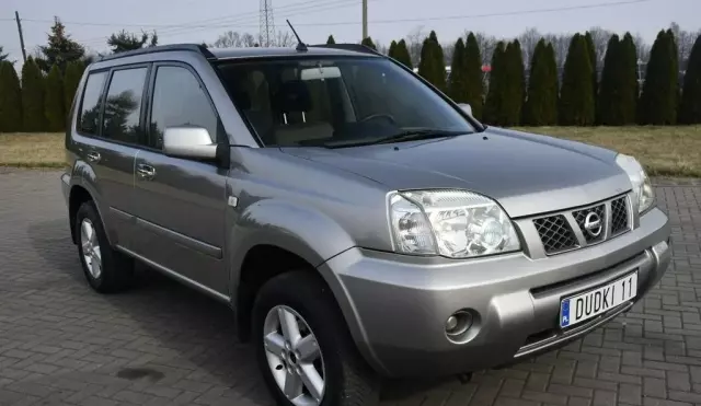 NISSAN X-Trail 