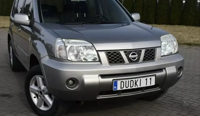 NISSAN X-Trail 