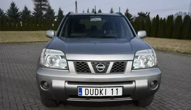 NISSAN X-Trail 