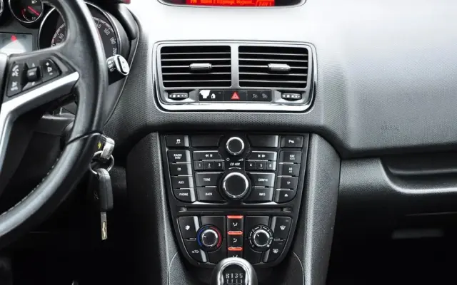 OPEL Meriva 1.4 Active