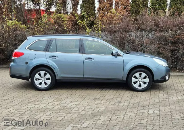 SUBARU Outback 2.5i Trend