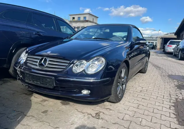MERCEDES-BENZ CLK 