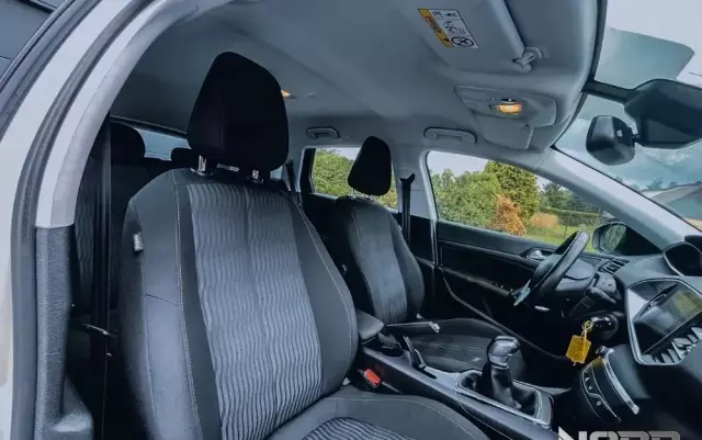 PEUGEOT 308 SW BlueHDi 100 Stop & Start Access