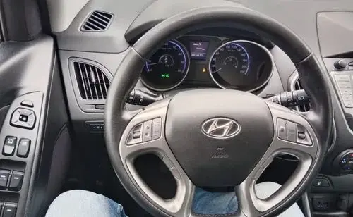 HYUNDAI Ix35 