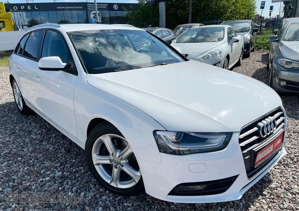 AUDI A4 