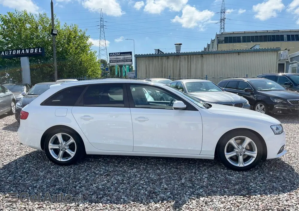 AUDI A4 